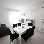 Life Гостевой дом 4*
