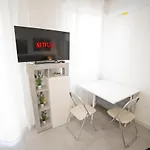 Life Гостевой дом Палермо